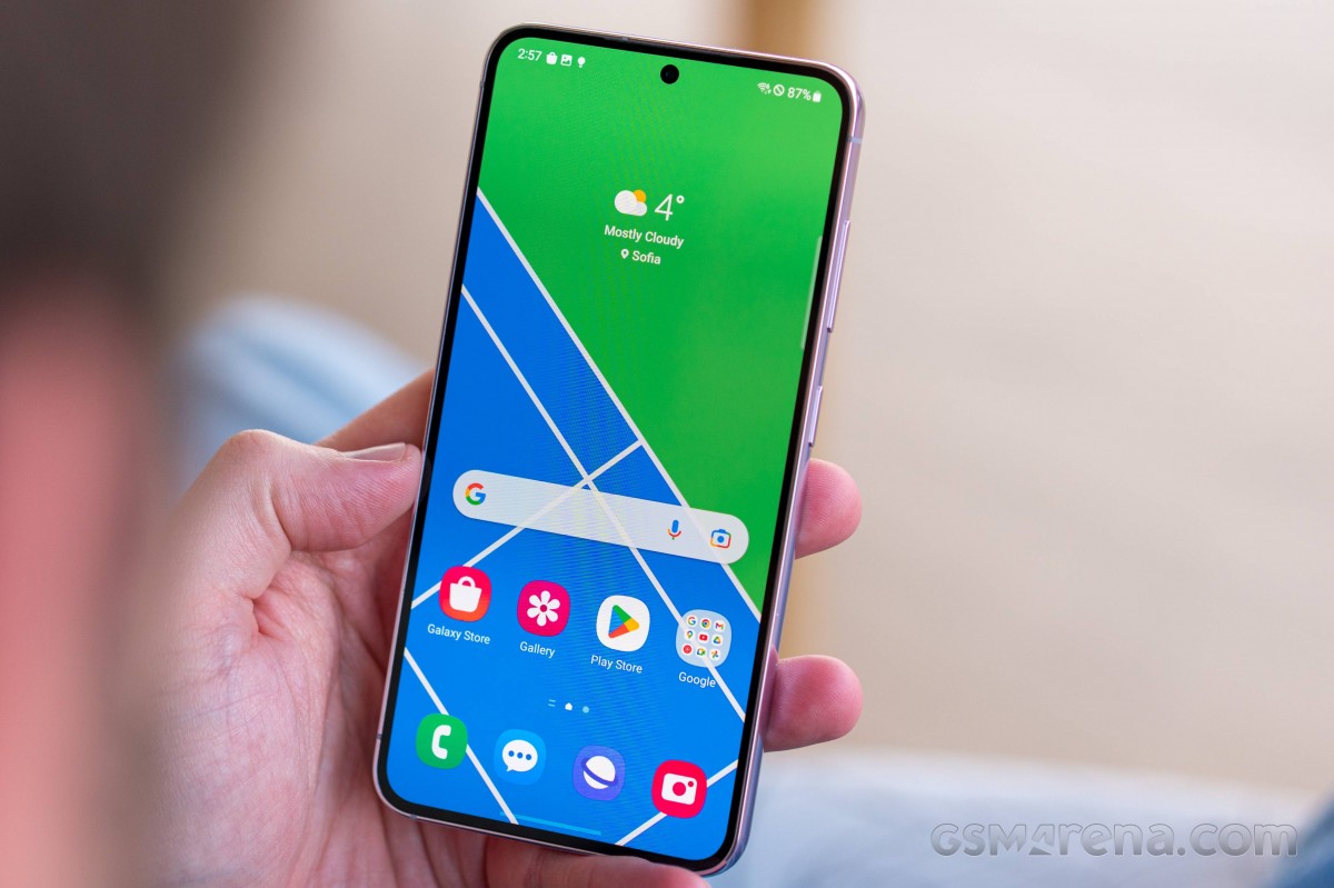 Samsung Galaxy S23 pareri si review